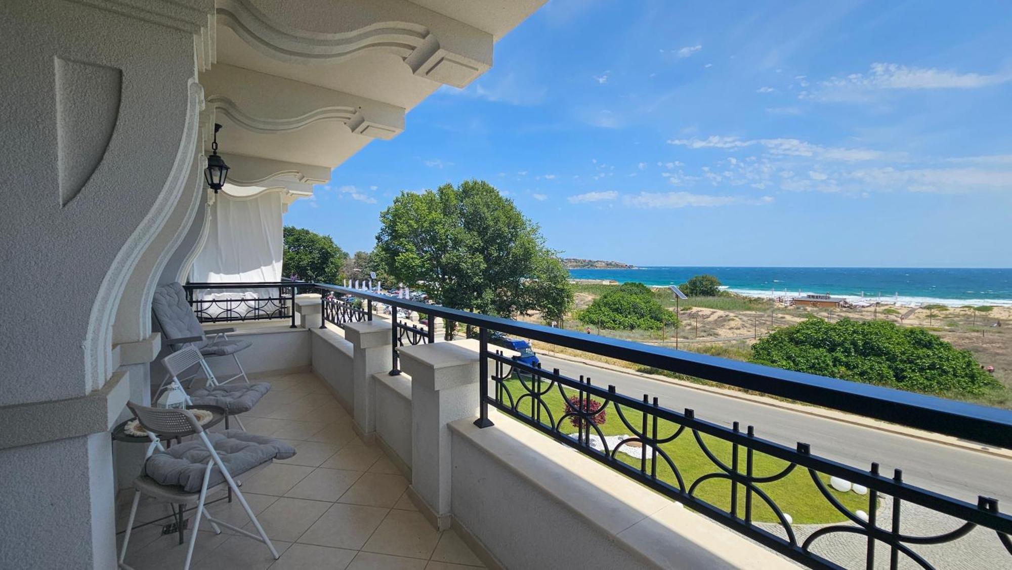 Smokini Beach Apartment Sosopol Exterior foto